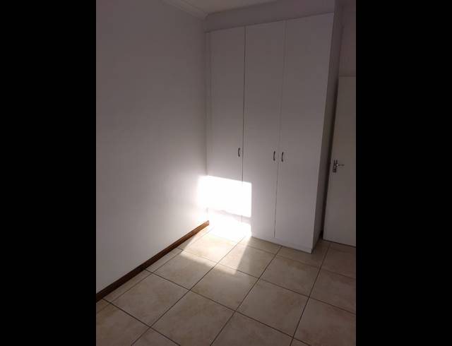 2 bed property to rent in STRAND